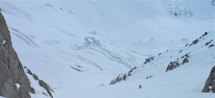 Ross Hewitt skiing Croulante Couloir Les Courtes