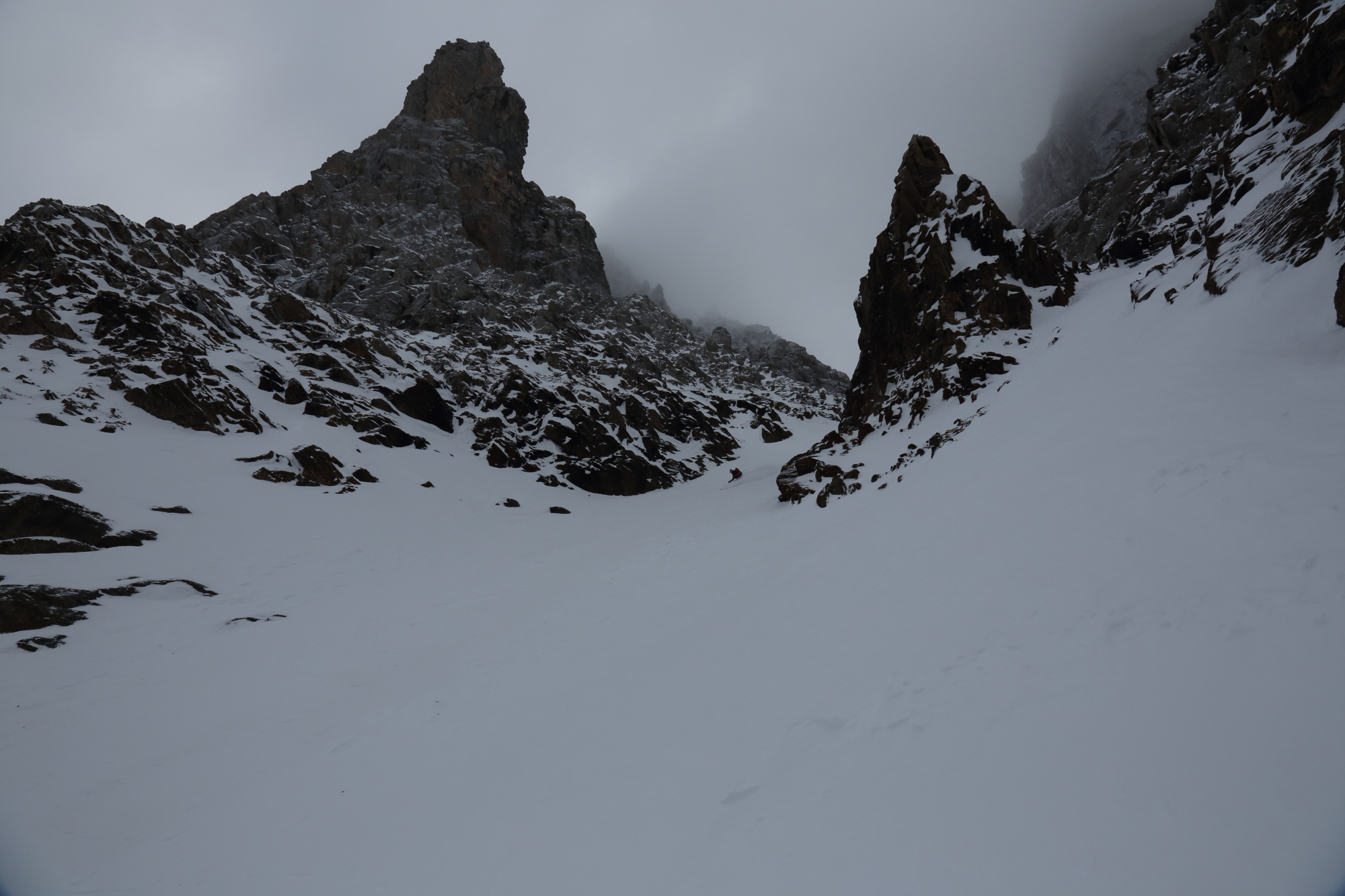 Michelle Blaydon in Dent Jaune Couloir 9