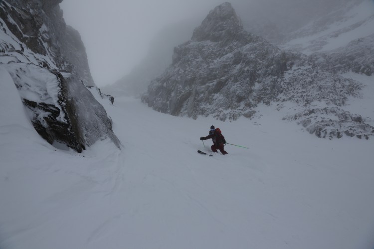 Michelle Blaydon in Dent Jaune Couloir 2