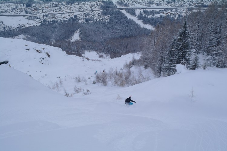 Cosmique and Rond-11