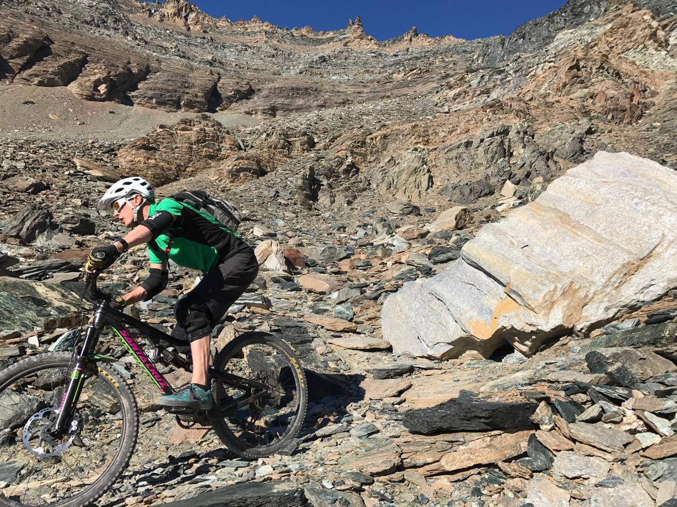 22496844_1814505448578294_1588401086_o