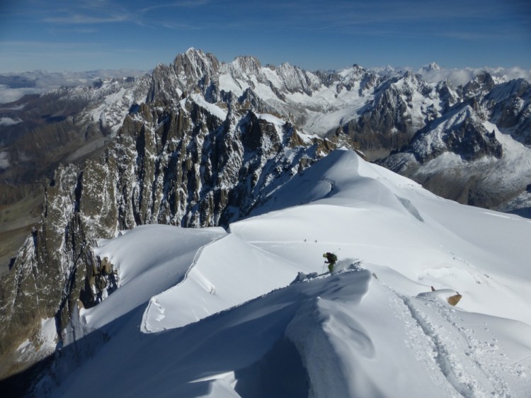 Ross Hewitt Midi Skiing-3-2