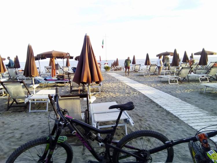 21908240_10155923199773984_1062793847_o